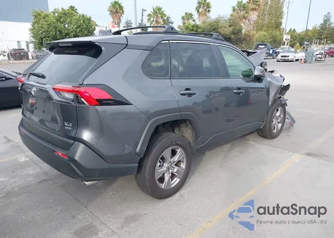 2024 Toyota Rav4 Xle из США, поврежденный, VIN JTMP1RFVXRD110045